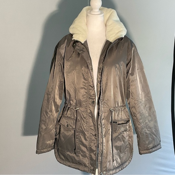 Riley & James Lg Slate Gray, Water Proof Puffer Jacket, White Faux Fur Lining - Picture 15 of 16